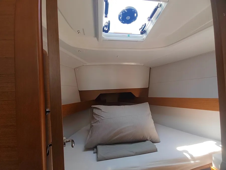 Sun Odyssey 349 — photo 12