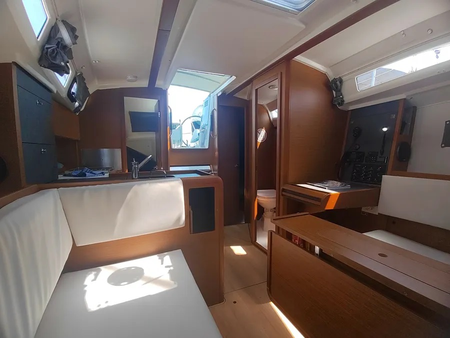Sun Odyssey 349 — photo 14