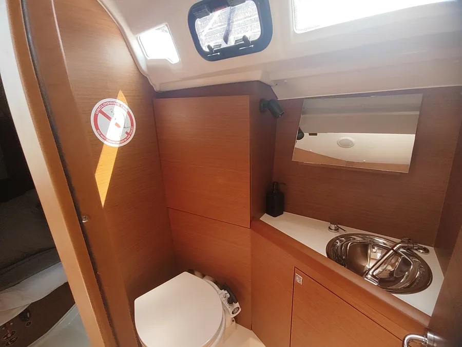 Sun Odyssey 349 — photo 3