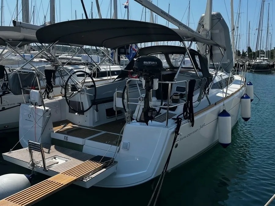 Sun Odyssey 349 — photo 1