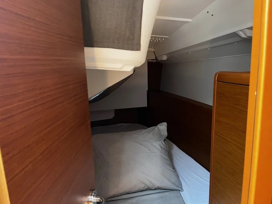 Sun Odyssey 349 — photo 2