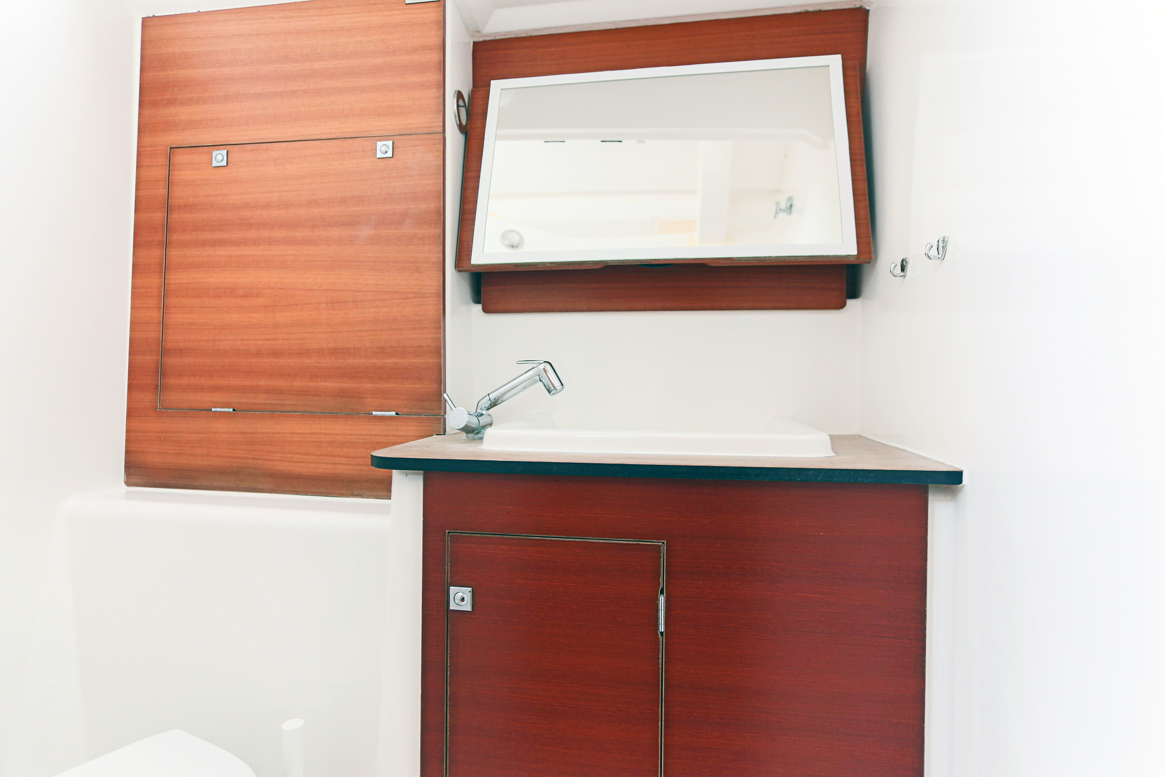 Dufour 460 Grand Large — photo 10