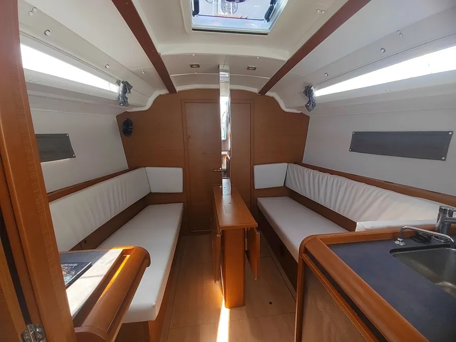 Sun Odyssey 349 — photo 13