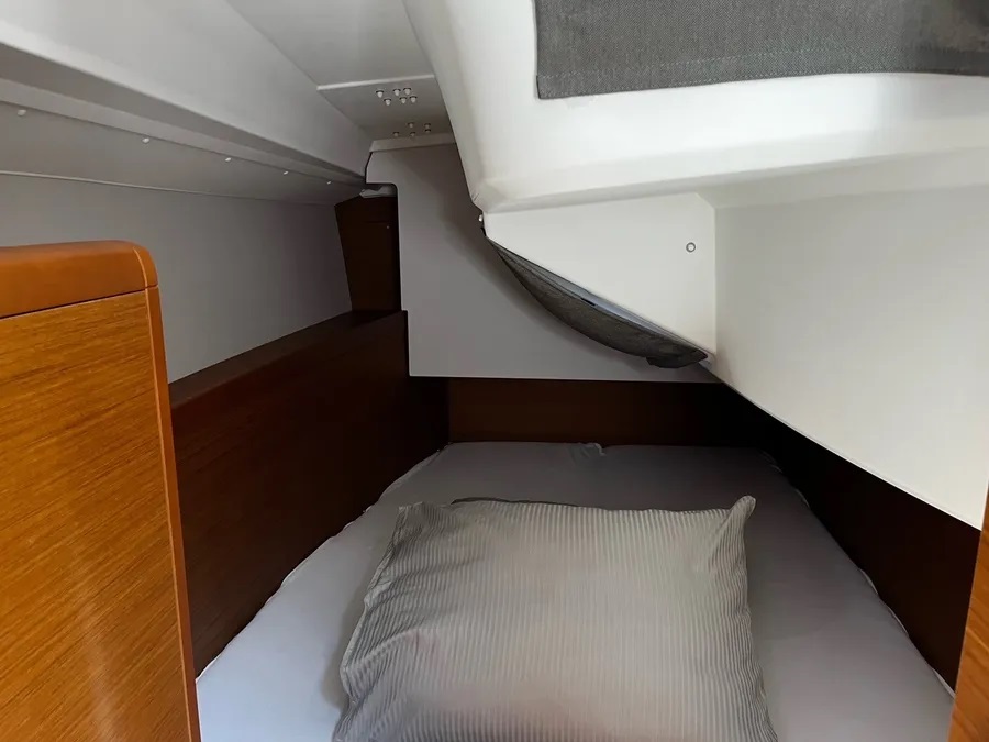 Sun Odyssey 349 — photo 2