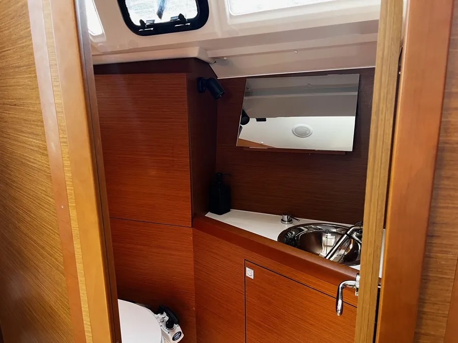 Sun Odyssey 349 — photo 7