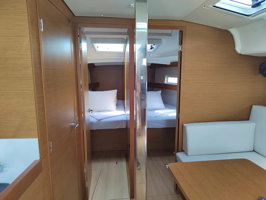 Sun Odyssey 440 — photo 12