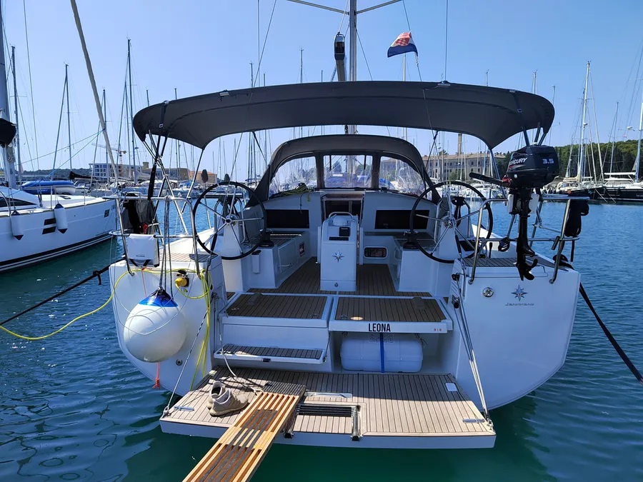 Sun Odyssey 440 — photo 21