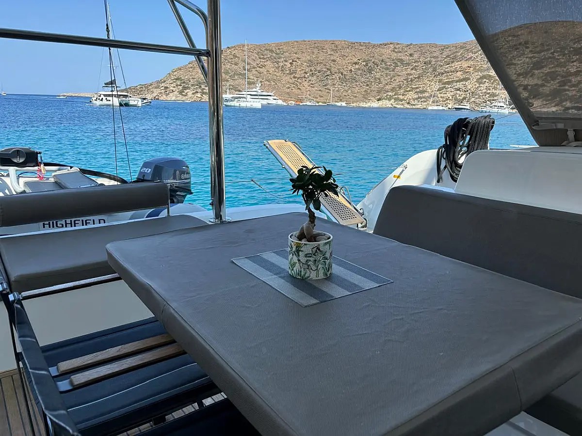 Lagoon 50 — photo 18