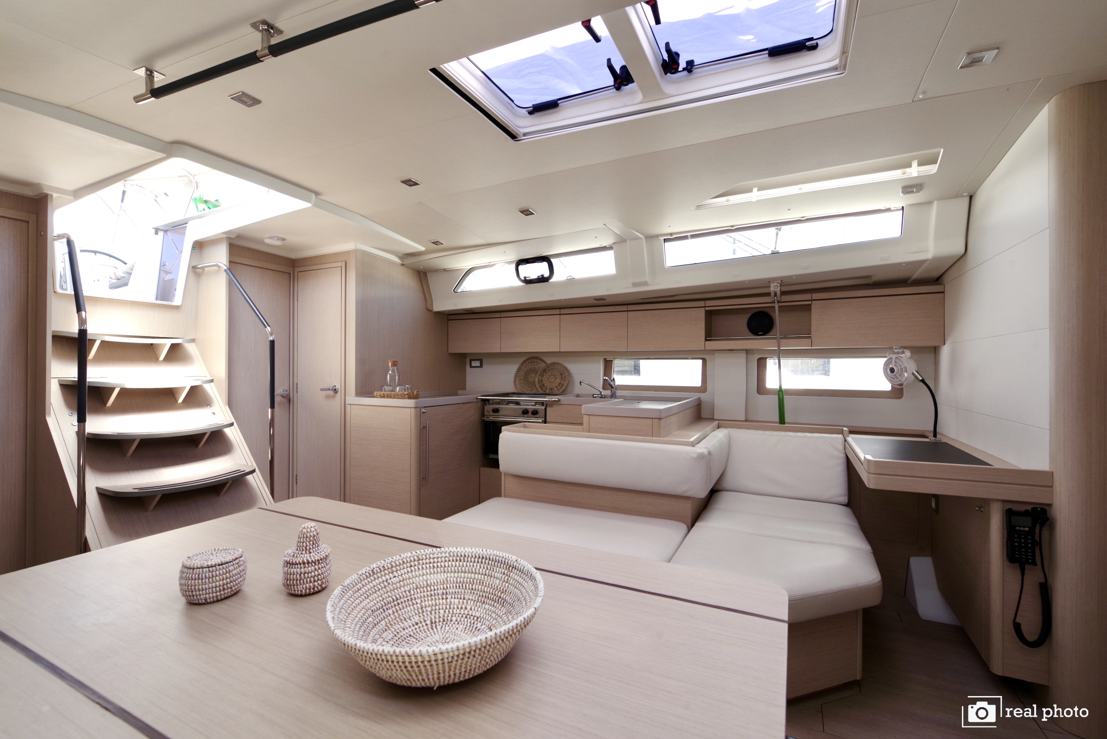 Oceanis 51.1 — photo 8