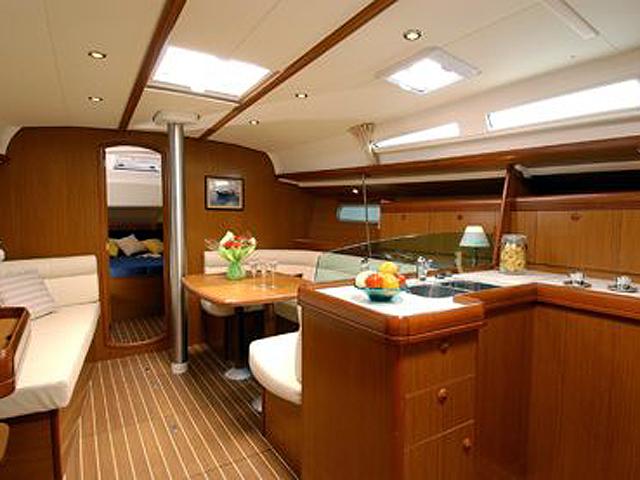 Interior image - 1