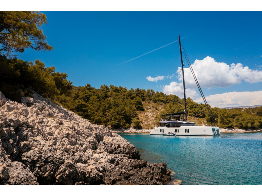 Photo #1 - Sunreef 70 Eco (n + 1) en Marina Frapa - 25333