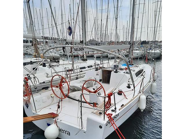 Photo #1 - Elan 350 (Sierra) en Marina Kornati - 3725
