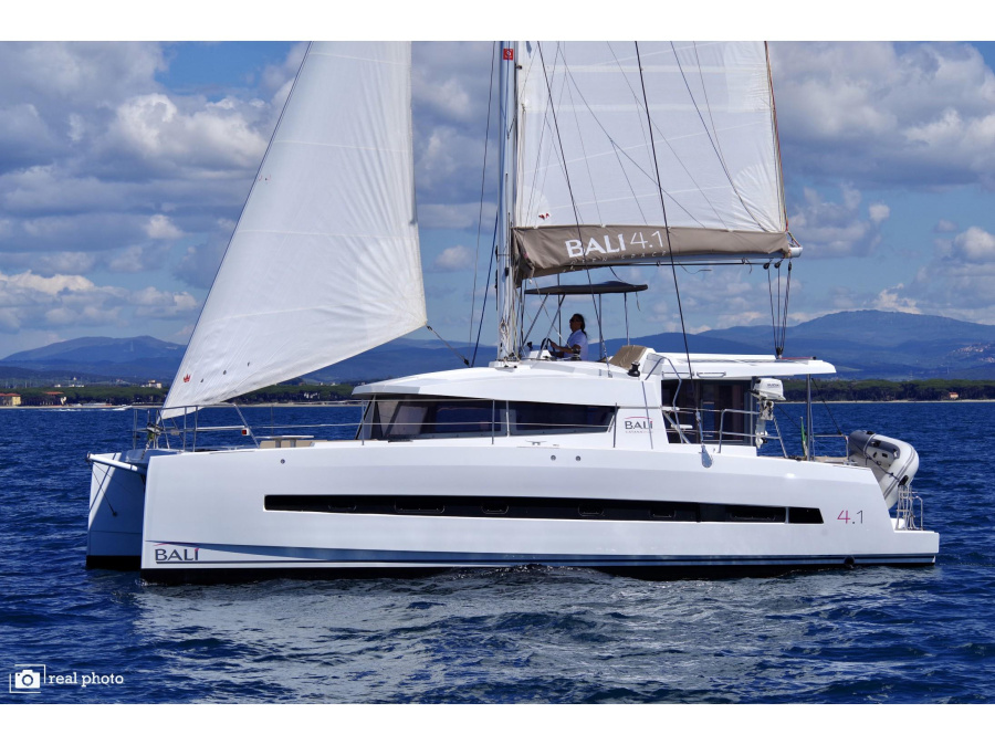 Photo #1 - Bali 4.1 (WEEsail - Water maker, Solar Panel) en Marina di Stabia - 14212