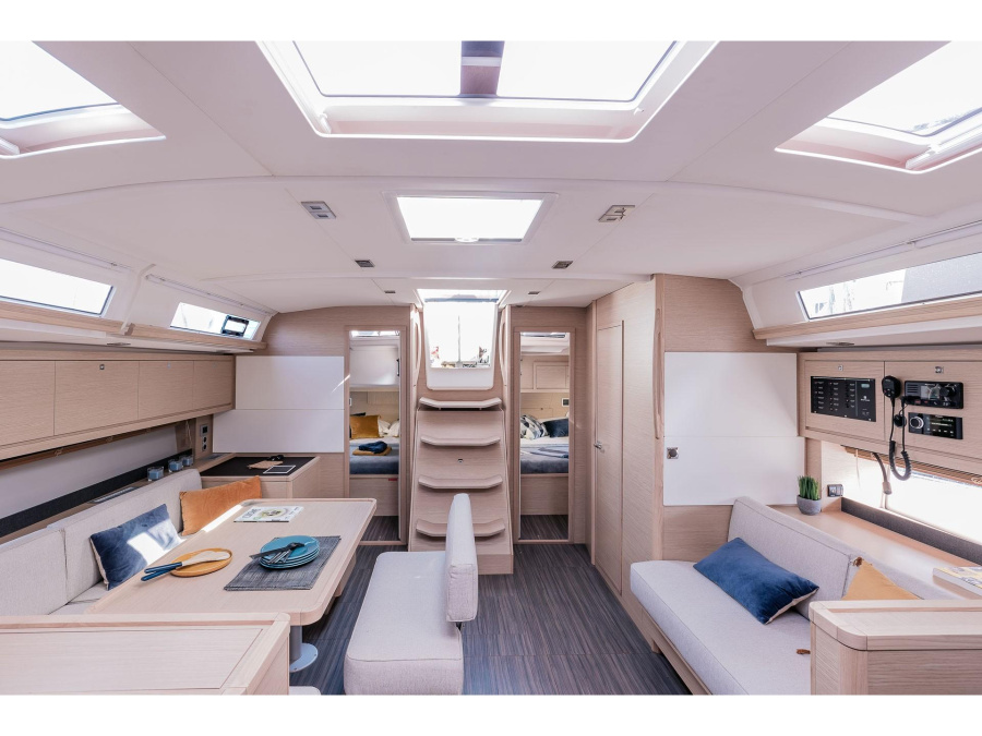 Interior image - 2