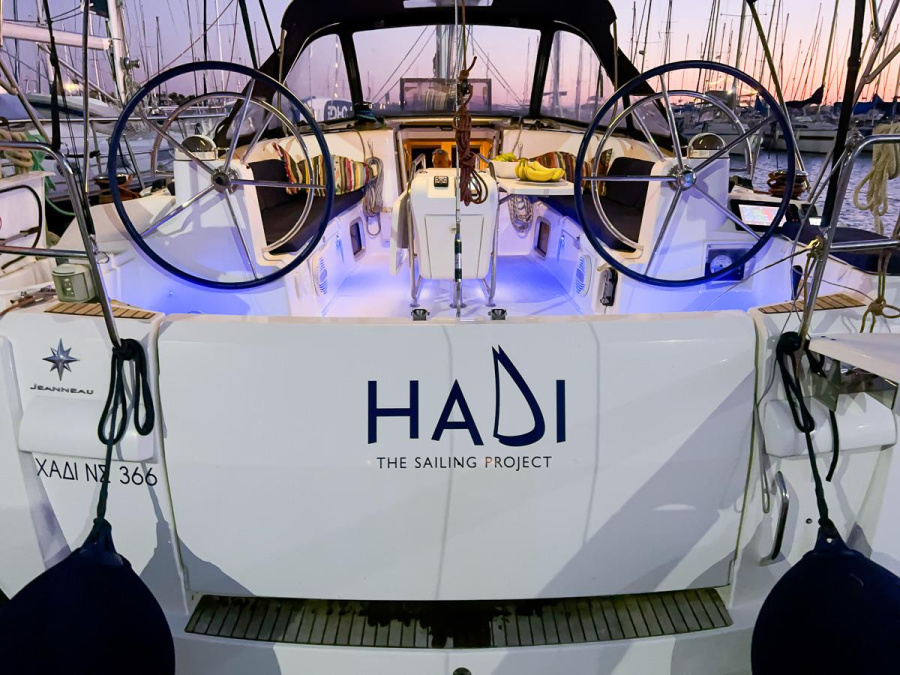 Main image - 0