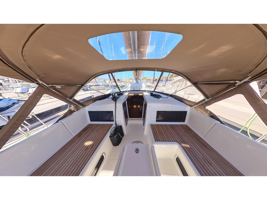 Photo #1 - Sun Odyssey 490 (Alboran Vino Blanco) en Puerto Deportivo Radazul - 24752