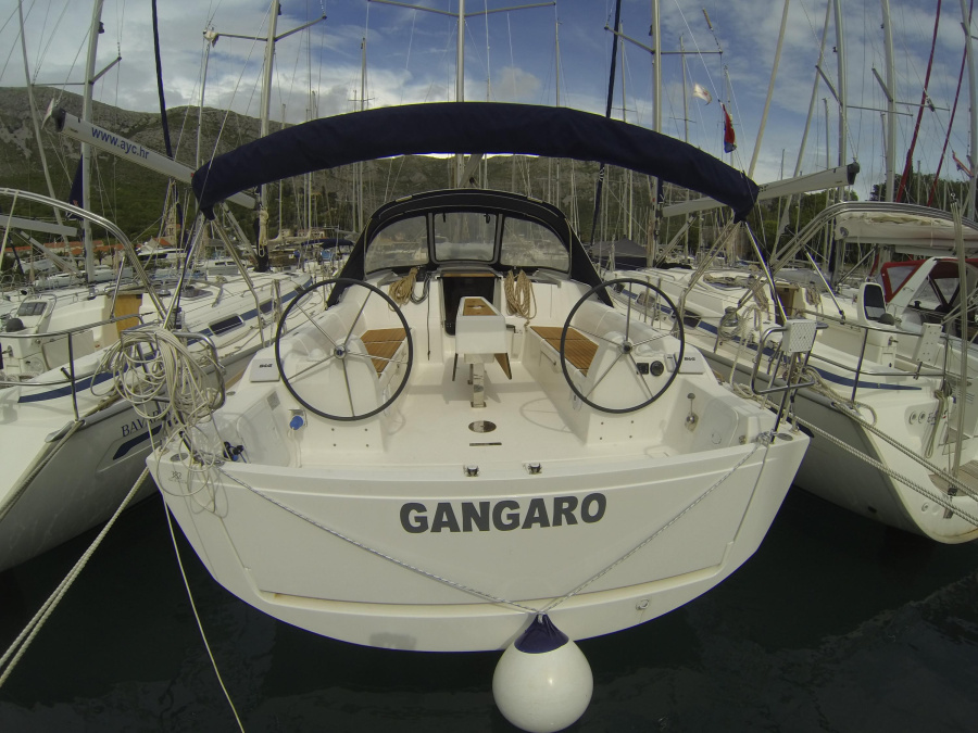 Photo #1 - Dufour 382 Grand Large (Gangaro) en Marina Medulin - 25659