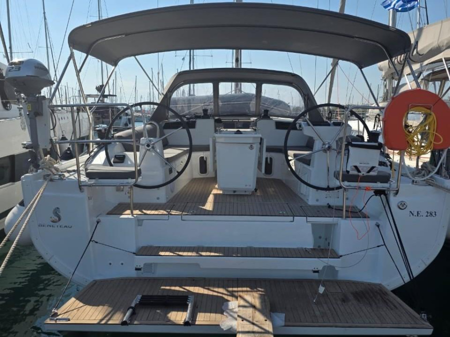 Photo #1 - Oceanis 40.1 (STEFANO) en port - 61210