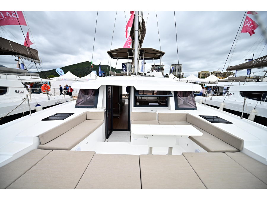 Photo #1 - Bali 4.6 (Cloe) en Marina di - 63995
