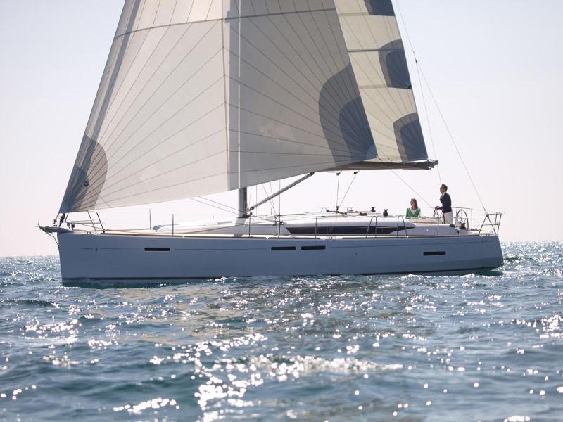 Photo #1 - Sun Odyssey 449 (Genesis) en Alimos Marina - 6853
