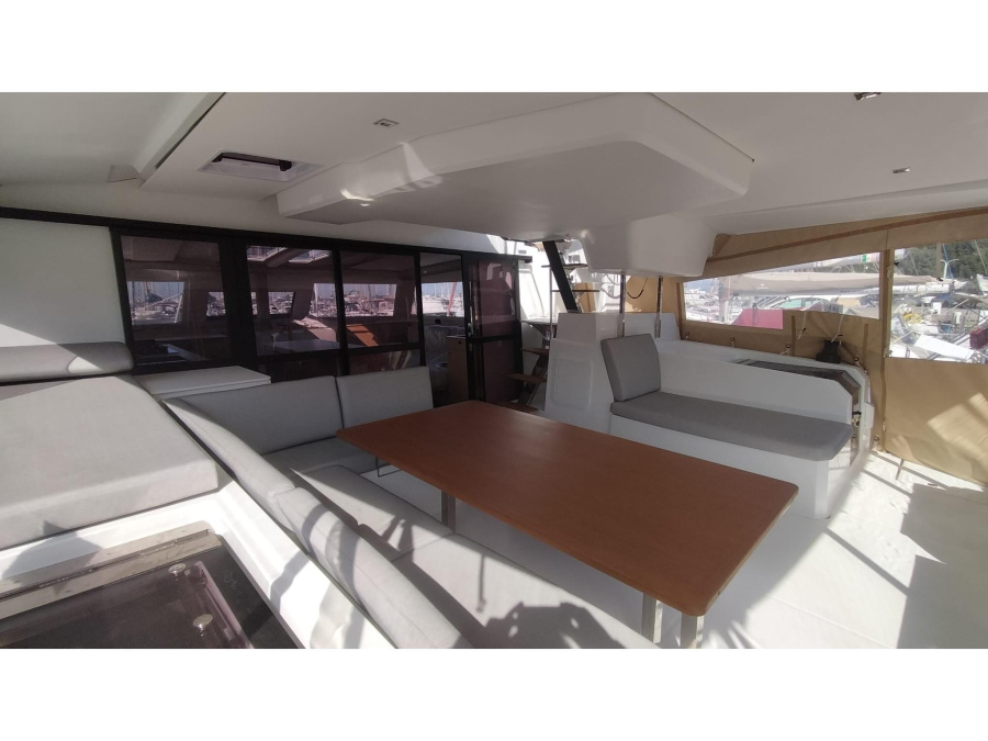 Interior image - 1