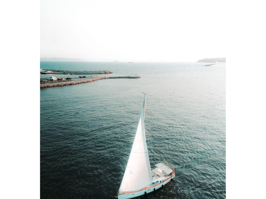 Main image - 0