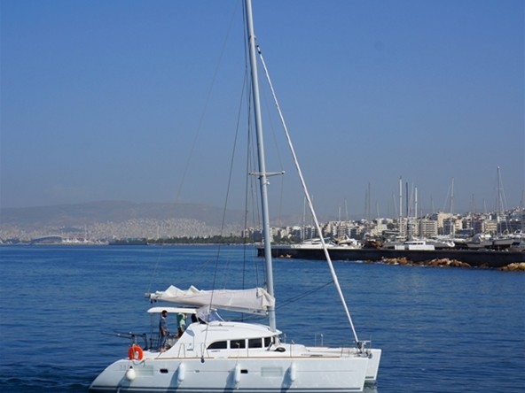 Photo #1 - Lagoon 380 S2[G] (Dido) en D-Marin Marina Gouvia - 64788