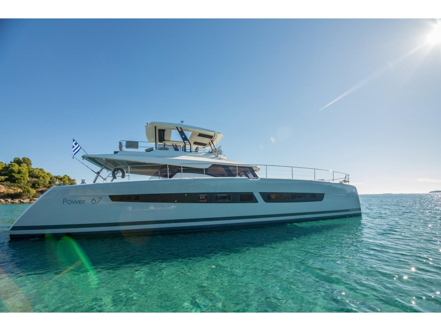 Photo #1 - Power 67 Fountaine Pajot (D2) en Alimos Marina - 63897