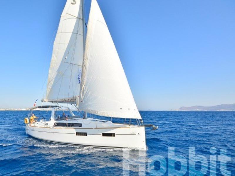 Photo #1 - Oceanis 35 (Hobbit) en Marina - 24049