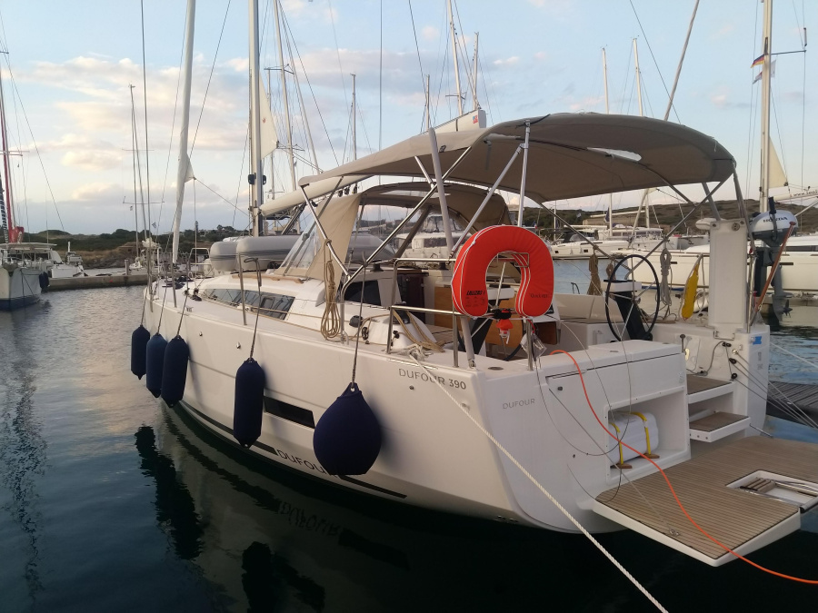 Photo #1 - Dufour 390 (Blu) en  - 65452