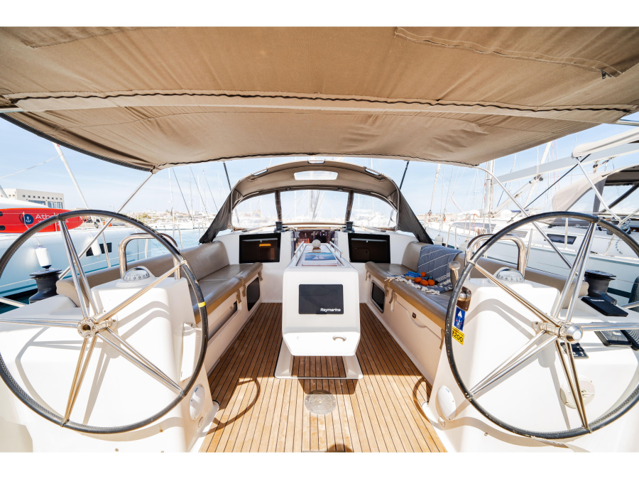 Photo #1 - Dufour 460 Grand Large (DIONI) en Rhodes New Marina - 4255
