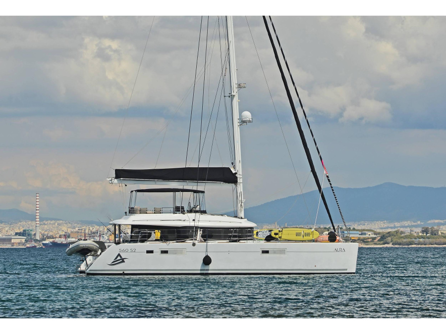 Photo #1 - Lagoon 560 S2 (Avra) en Alimos Marina - 4283