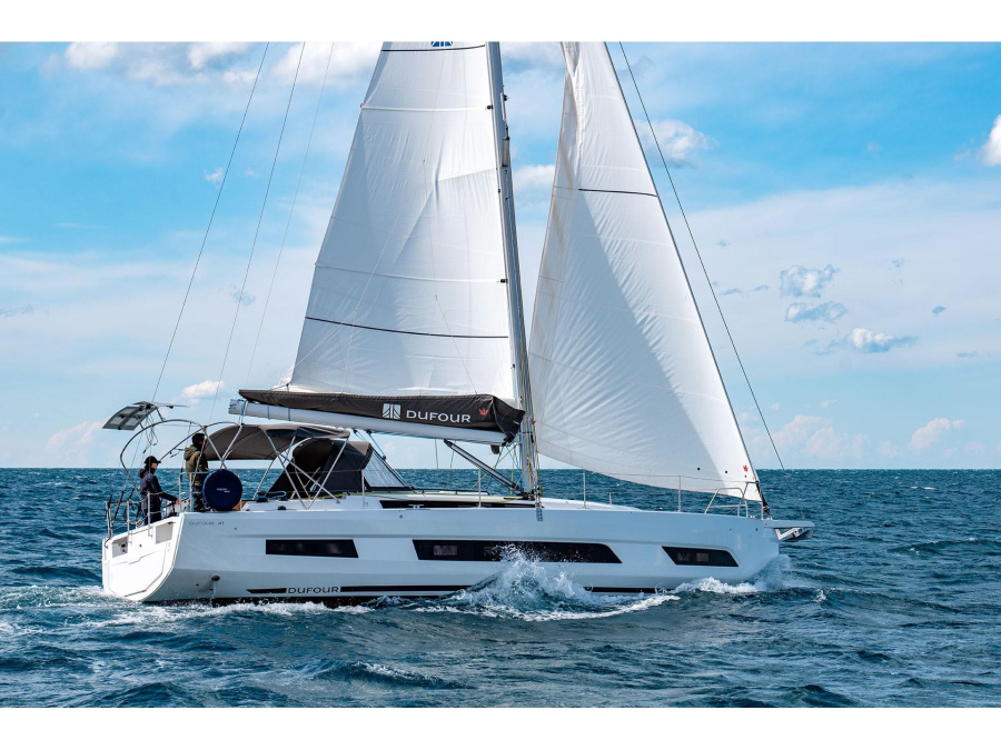 Photo #1 - Dufour 41 (Sonny Boy - Water maker, Solar Panel) en Marina Arcipelago Toscano - 63343