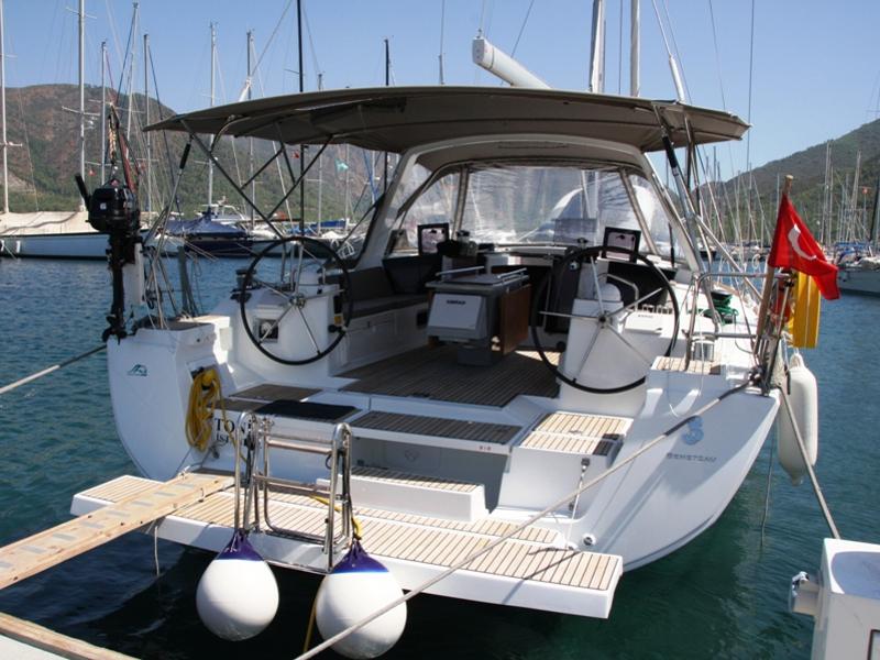 Photo #1 - Oceanis 45 (Tonic) en Yacht Marina - 20316