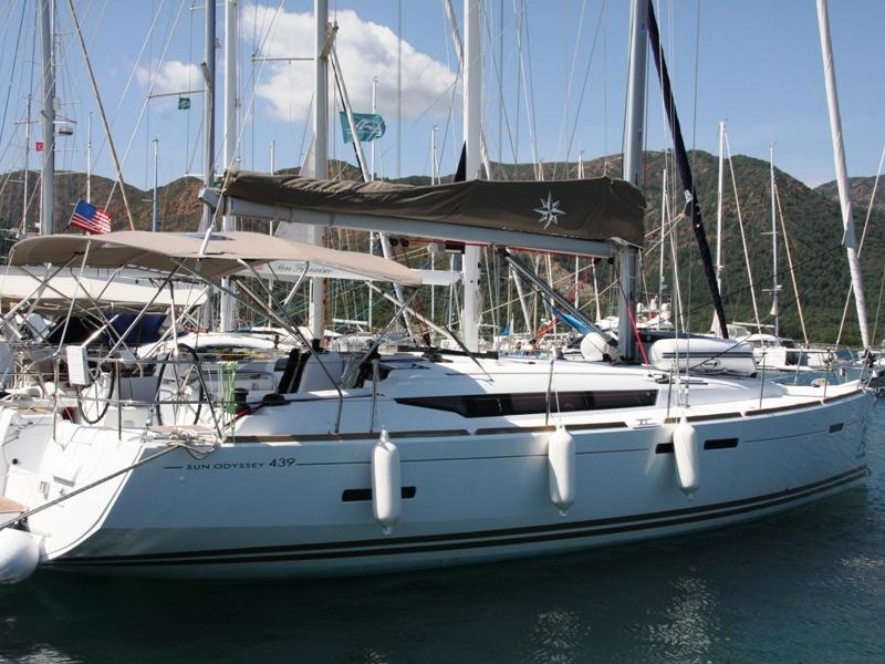 Photo #1 - Sun Odyssey 439 (Code) en Yacht Marina - 21803