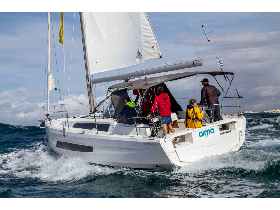 Photo #1 - Dufour 37 (Alma) en Alimos Marina - 7637