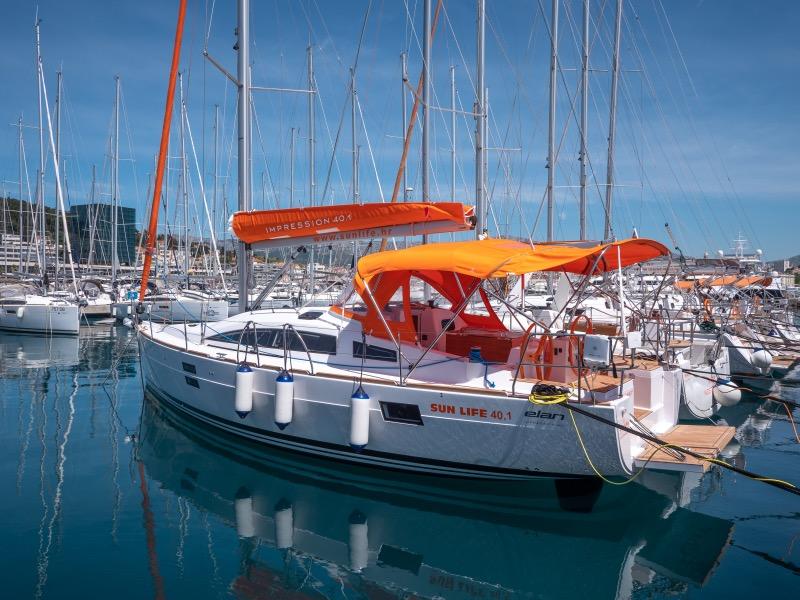 Photo #1 - Elan 40.1 Impression (FUNKY) en ACI Marina - 7038