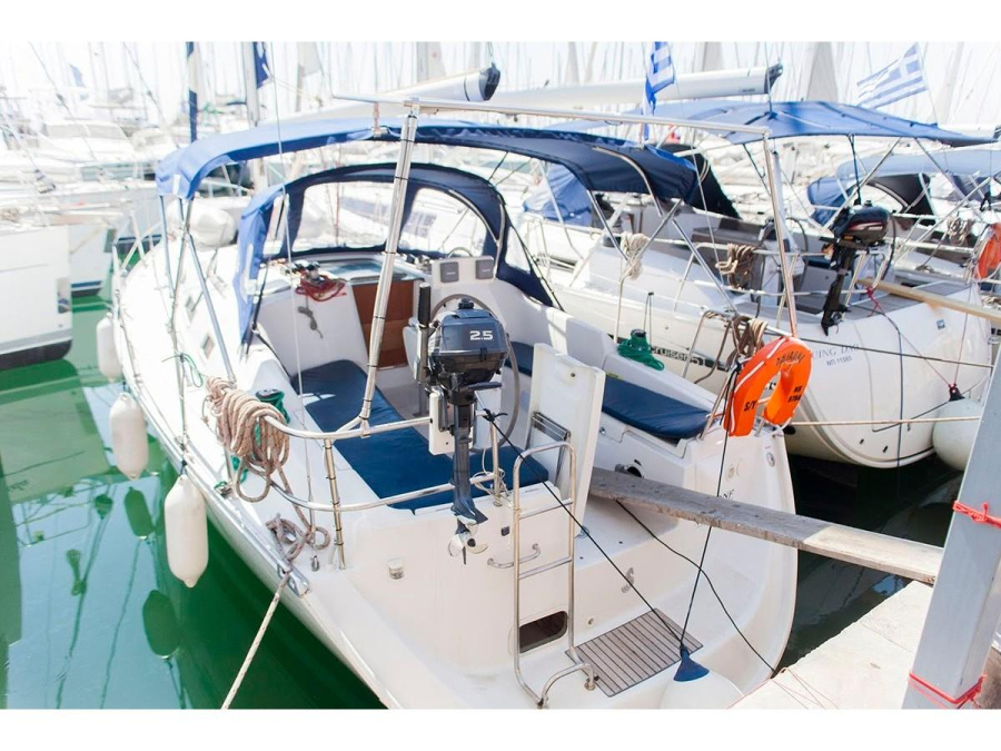 Photo #1 - Oceanis 34.3 (S/Y Ariadne) en Main Port - 13688