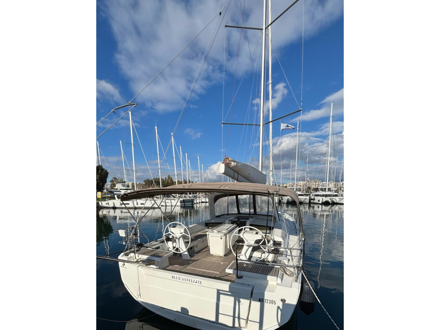 Photo #1 - Oceanis 46.1 (Blue Satellite) en Alimos Marina - 3657