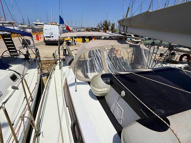 Photo #1 - Dufour 410 Grand Large (Freedom) en Alimos Marina - 6909