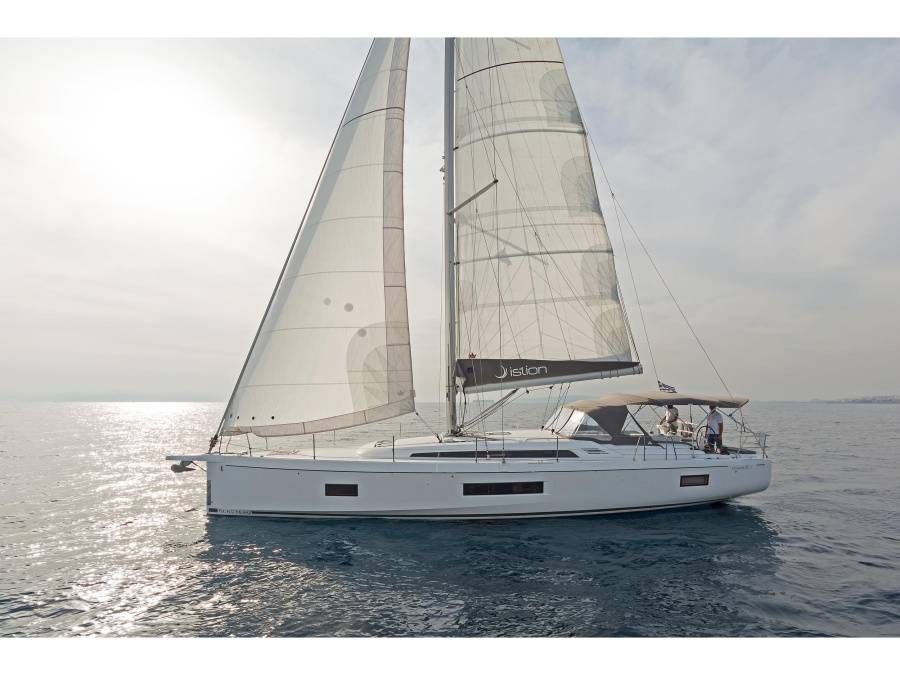 Photo #1 - Oceanis 51.1 (5+1 cab) (Calypso) en D-Marin Marina Lefkas - 8327
