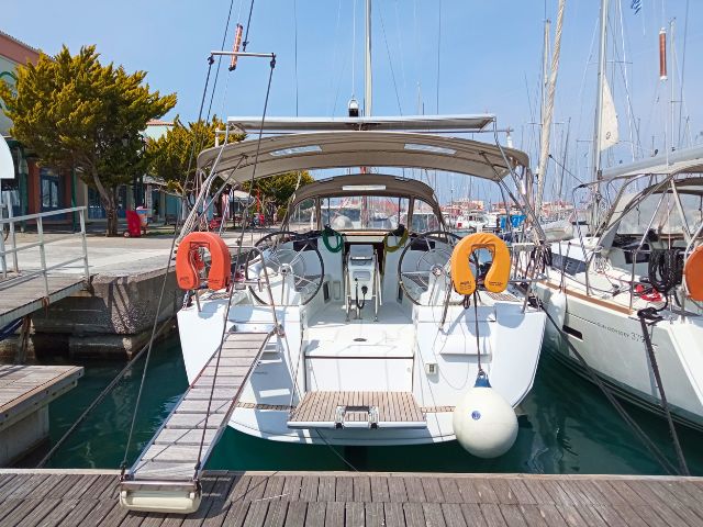 Photo #1 - Sun Odyssey 409 - (SO409-15L) en D-Marin Marina Lefkas - 63749