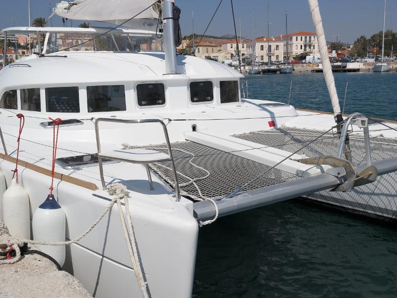 Photo #1 - Lagoon 380 (My Elisabeth) en Rhodes New Marina - 8971