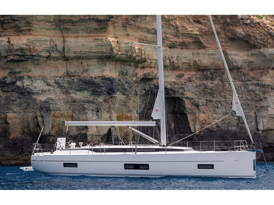 Photo #1 - Bavaria C45 (AF-C4520) en Alimos Marina - 23083
