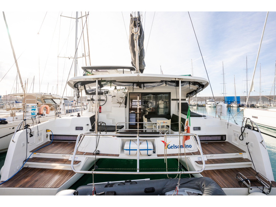 Photo #1 - Lagoon 42 (Gelsomino - Standard Line) en Marina Cala de' Medici - 25309