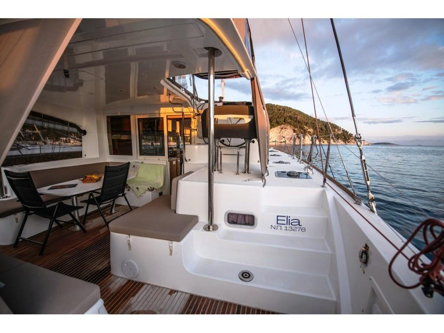 Photo #1 - Lagoon 40 (ELIA) en Rhodes New Marina - 3685