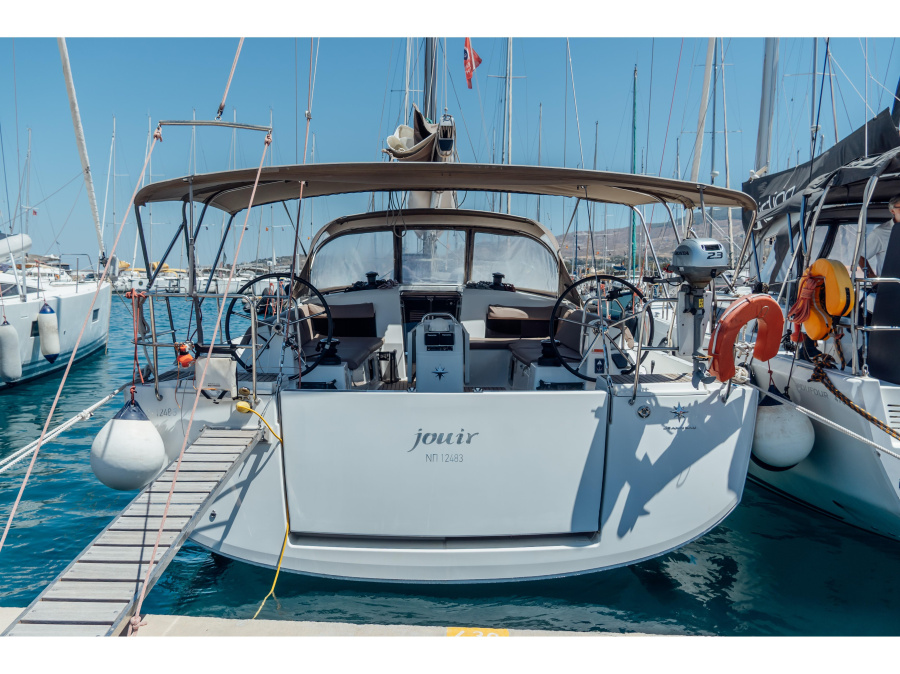 Photo #1 - Sun Odyssey 490 4 cabins (JOUIR) en Marina - 18864