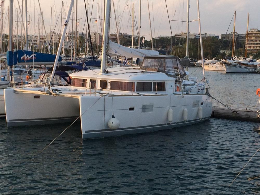 Photo #1 - Lagoon 400 S2 (Emerald Seas) en Main Port - 7619