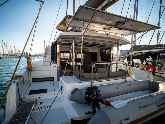 Photo #1 - Bali 4.2 - (Silver IX) en Port of - 67575