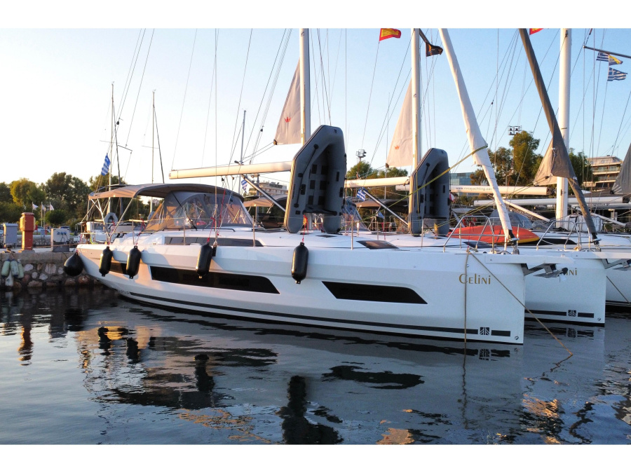Photo #1 - Dufour 41 (S/Y Celini) en Alimos Marina - 10120